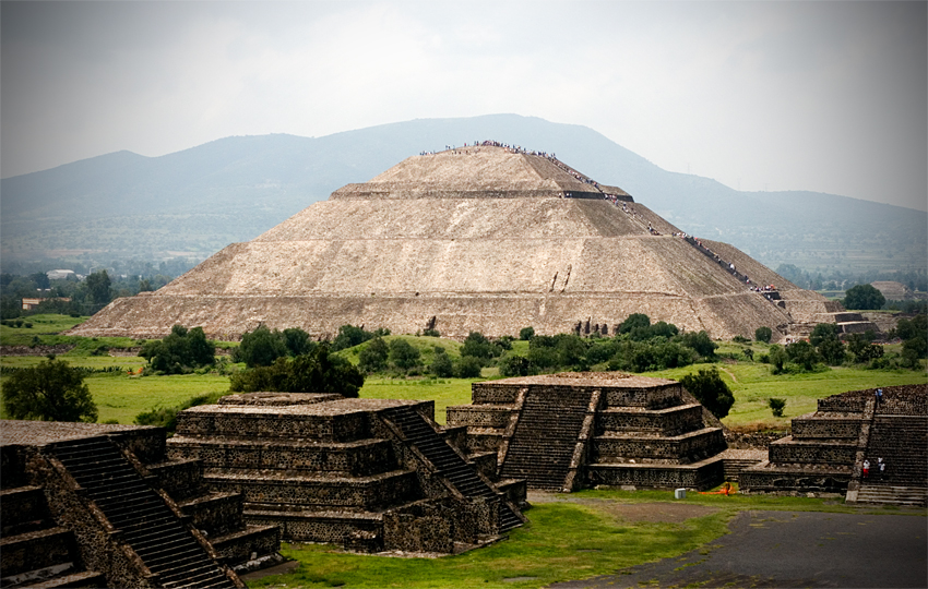 Meksike, robot per te zbuluar te fshehtat e Teotihuakanit